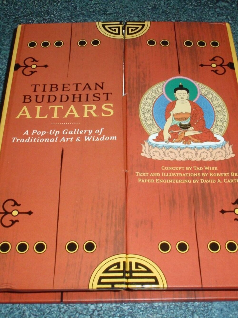 BUDDHIST PORTABLE ALTARS POP UP GALLERY HARDCOVER COLLECTIBLE BOOK 2004 - RARE!